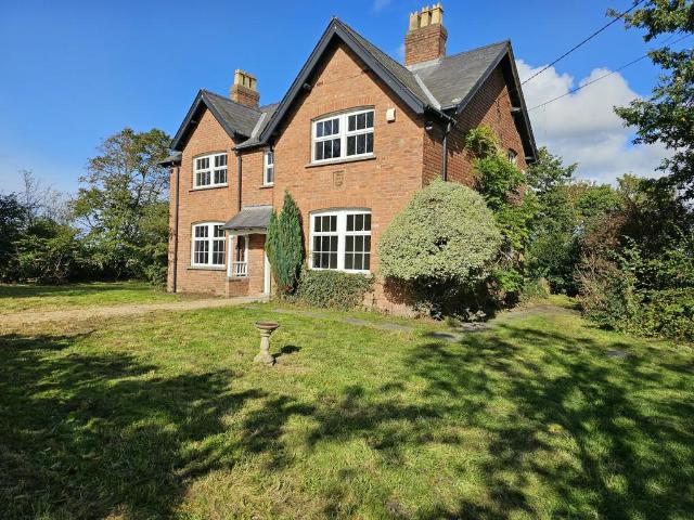 Lunt Lane, Liverpool, L29 7WL 4 bed detached house to rent £2,500 pcm £577 pw
