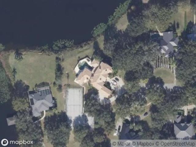 Luntz Point Ln