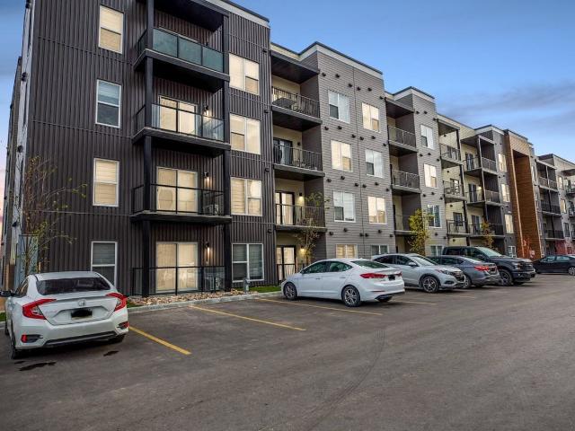 Luna at Aurora 3 Bedroom Apartment for Rent at 100 Lyra Gate, Winnipeg, MB R2V 5C5