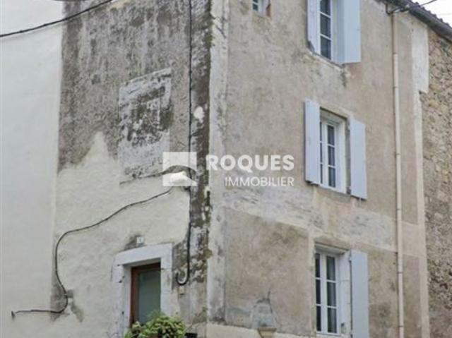 Lunas, maison de village trois pièces à louer