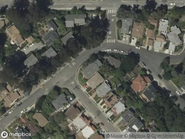 Lundholm Ave