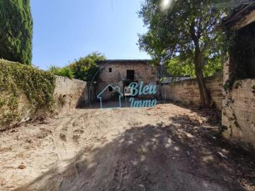 LUNEL VIEL GRANGES SUR 677m² de terrain