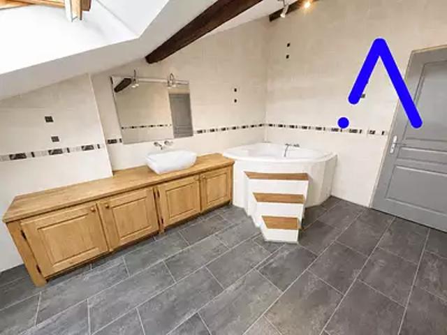 Lunéville 54300 Achat / Vente appartement 4 pièces t4 au dernier étage