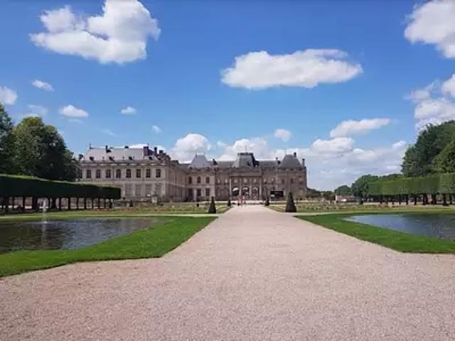 Lunéville 54300 Achat / Vente appartement 8 pièces t8 au dernier étage cave