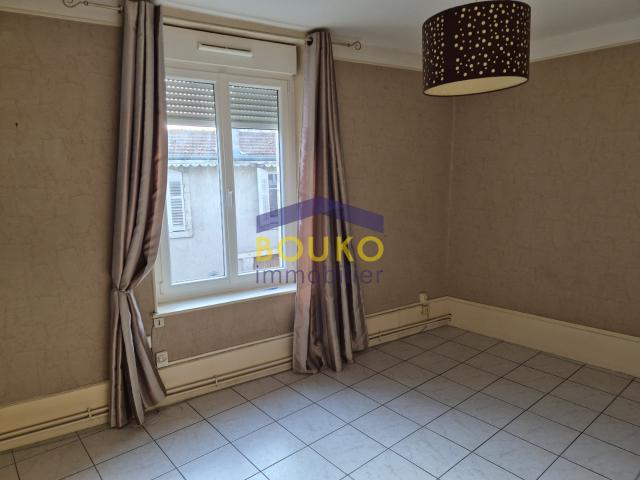 LUNEVILLE Appartement T4 de 114 m²