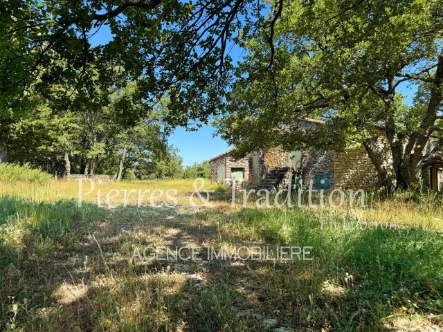Luberon Ancien Mas En Pierre Avec Vue Sur 8 Ha 173m² Saint Martin de Castillon