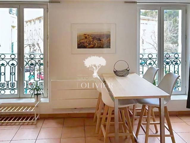 LUBERON, APT T2 Centre Ville rénové