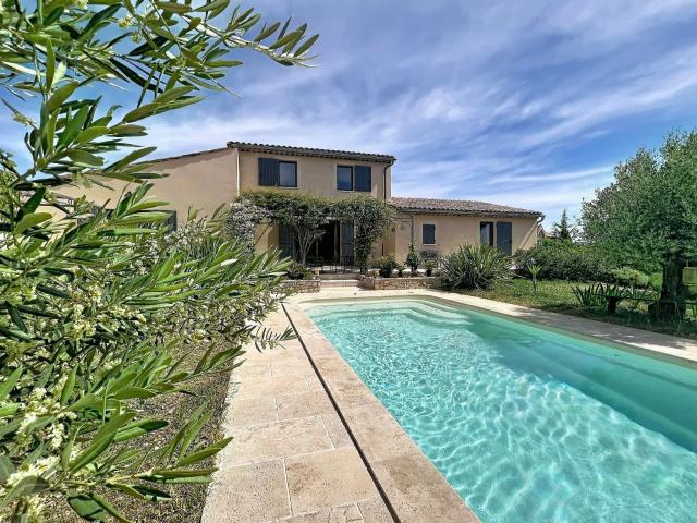 Luberon Simiane la Rotonde Villa avec vue 4 chambres, piscin. 170m² Simiane la Rotonde