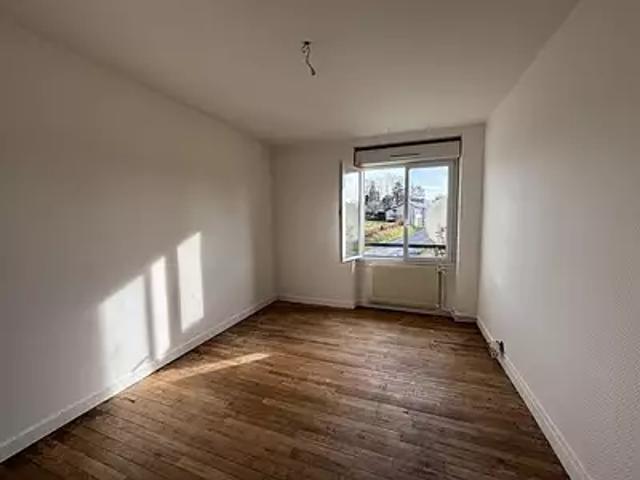Lubersac 19210 Achat / Vente appartement 2 pièces t2 au dernier étage