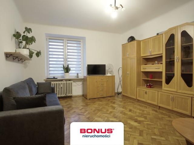 Kawalerka na Bronowicach z piwnicą i strychem