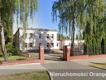 Działka z budynkiem usługowym i biurowym, 1592 m²