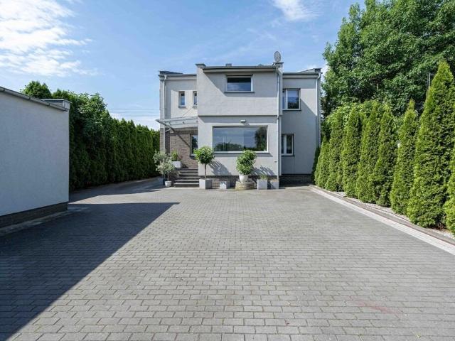 Ekskluzywny dom 200 m² na wynajem dla firm i dyplomatów