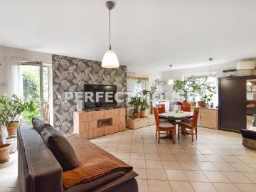 Przestronny bliźniak 220 m2 z garażem i ogrodem