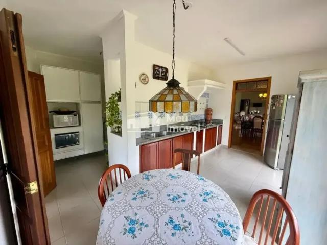 LUC Aluga – Casa/Chácara Ampla 300m² com 4 Dormitórios 3 Suítes | Torrão de Ouro | São José dos Ca