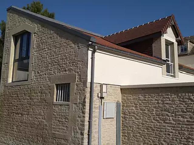 Luc sur Mer 14530 Location appartement 1 pièce t1 au dernier étage