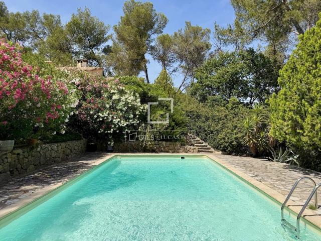 Lucas Fox International Properties, dans l’un des secteurs l. 235m² Assas
