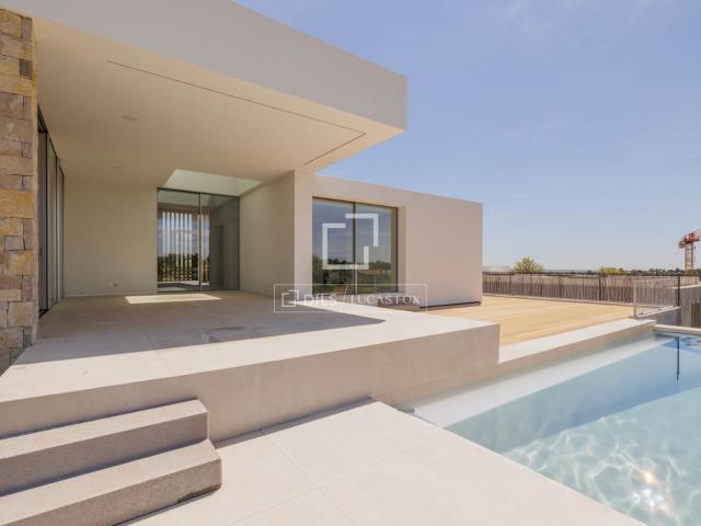 Lucas Fox Pozuelo & Boadilla se enorgullece de presentar est. 860m² Boadilla del Monte
