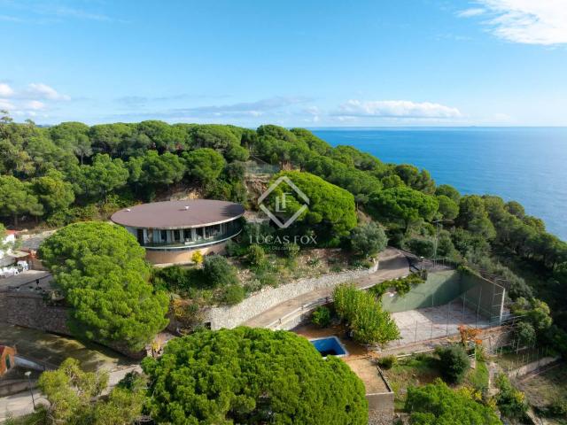 Lucas Fox presenta con orgullo esta joya arquitectónica únic. 558m² Sant Pol de Mar