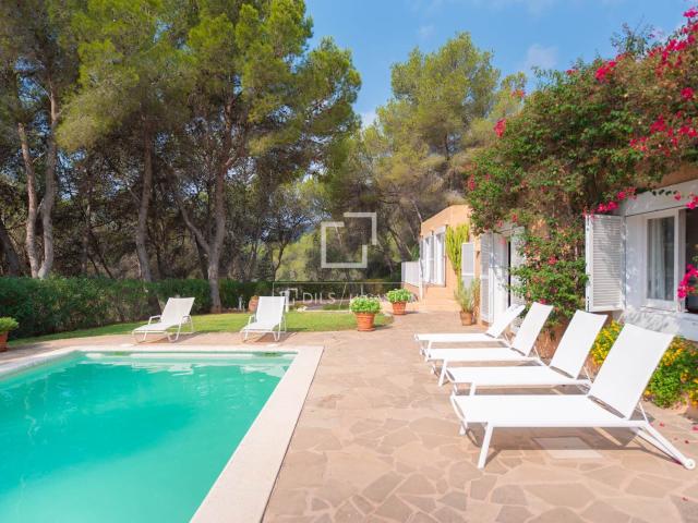 Lucas Fox presenta en exclusiva esta encantadora casa de una. 198m² Eivissa San Juan
