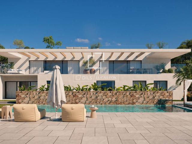 Lucas Fox presenta esta villa en una exclusiva promoción de. 562m² Nuestra Señora de Jesus