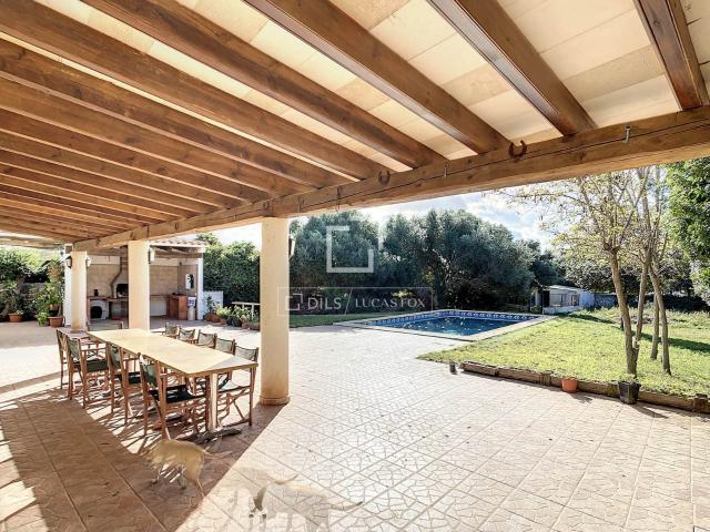 Lucas Fox presenta esta casa de campo de 230 m² más terraza. 283m² Ciutadella de Menorca