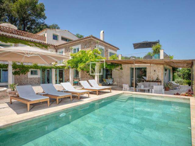 Lucas Fox presenta esta espectacular masía rehabilitada en u. 657m² Rupiá