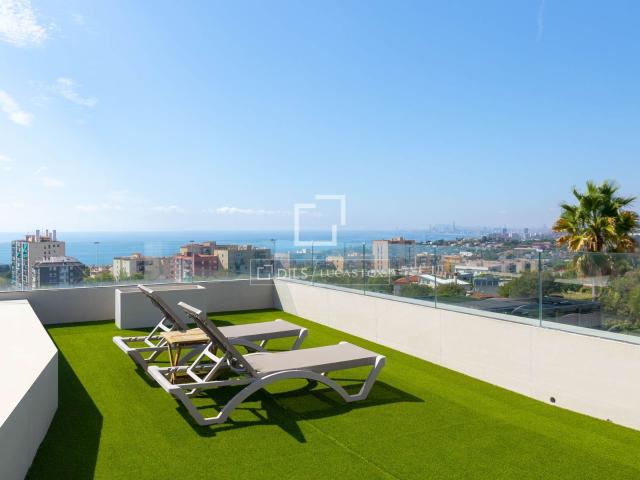 Lucas Fox presenta esta exclusiva villa unifamiliar construi. 470m² Teià