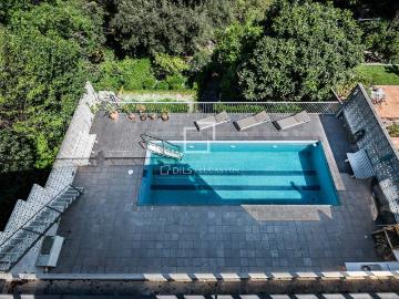 Dils Lucas Fox presenta esta fantástica casa en Valldoreix. 494m² Sant Cugat del Vallés