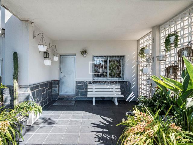 Dils Lucas Fox presenta esta fantástica casa en Valldoreix. 494m² Sant Cugat del Vallés