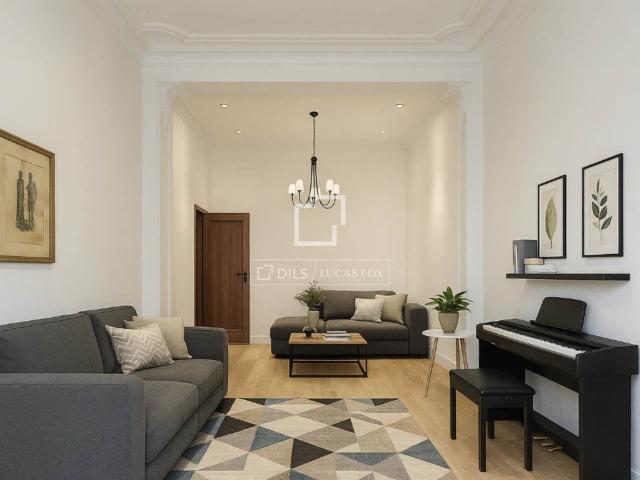 Lucas Fox presenta esta fantástica vivienda segregable en el. 157m² San miguel