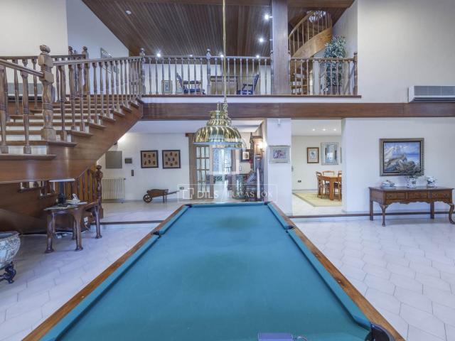 Lucas Fox presenta esta magnífica casa señorial de los años. 857m² La Eliana