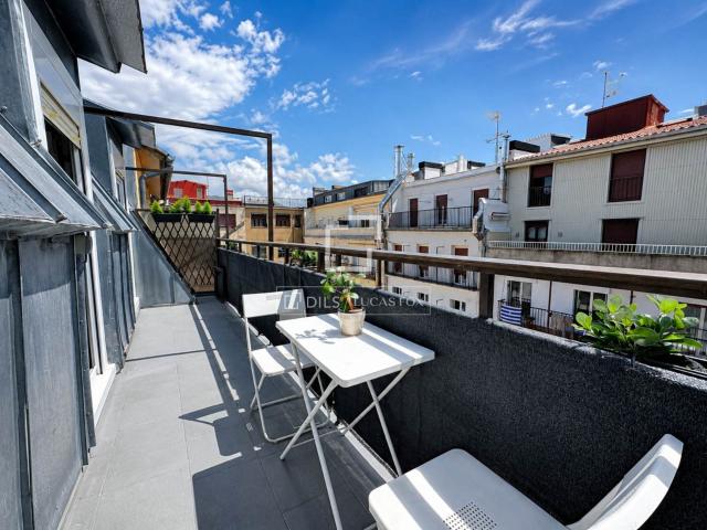 Lucas Fox presenta este luminoso ático reformado situado en. 72m² Donostia