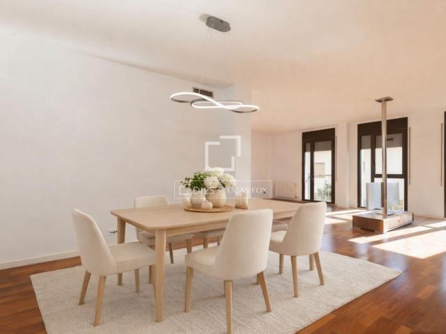 Lucas Fox presenta este magnífico piso de alto nivel en un e. 137m² Sant Just Desvern