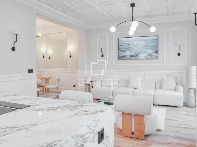Lucas Fox presenta este magnífico piso, integralmente reform. 163m² Madrid