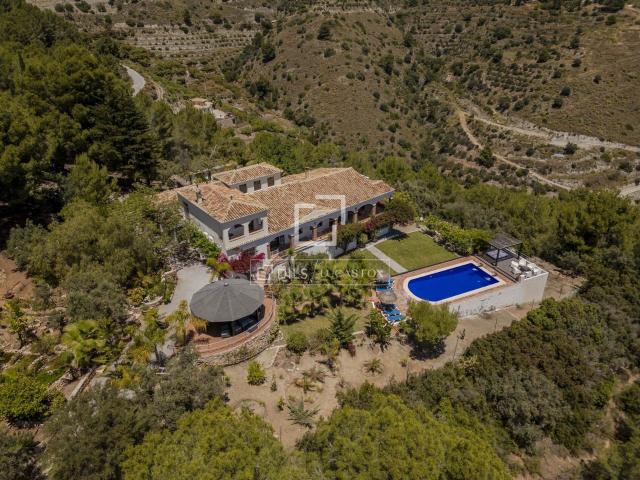 Lucas Fox presenta Villa El Marchante con impresionantes vis. 440m² La Herradura