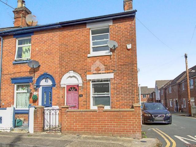 Lucas Road, Colchester CO2 2 bed end of terrace house to rent £1,250 pcm £288 pw