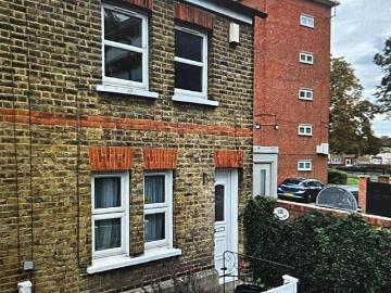 Lucas Road, London SE20 3 bed property to rent £3,500 pcm £808 pw