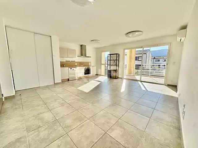 Lucciana 20290 Achat / Vente appartement 3 pièces t3 au dernier étage parking