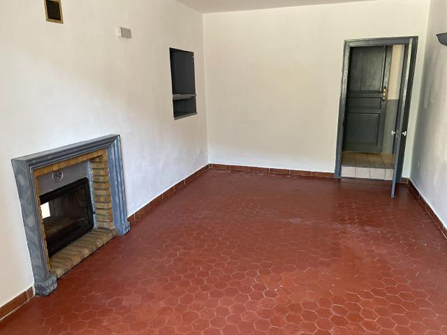 LUCCIANA: appartement T2 en location