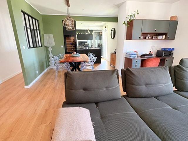 Lucciana: Superbe Appartement F4 avec terrasse et ascenseur