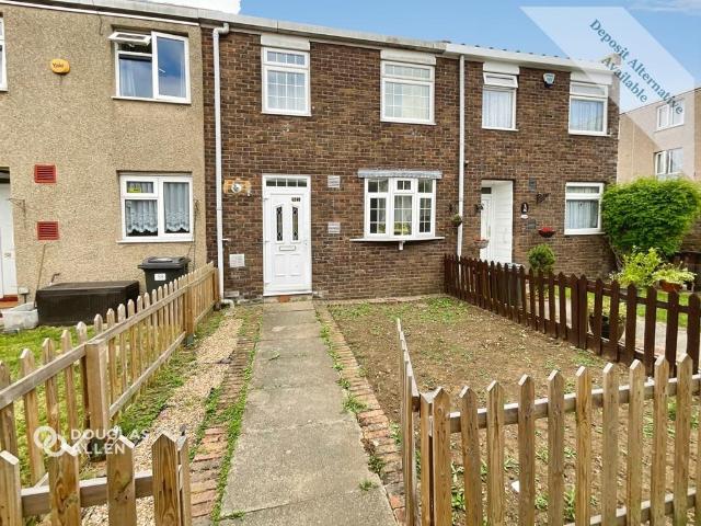 Lucerne Way Romford RM3 3 bed end of terrace house to rent £1,900 pcm £438 pw