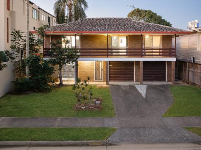 Lucrative Main Beach Opportunity: Rebuild, Redevelop or Landbank for Future Gain