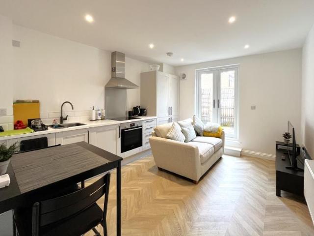 Ludwell House, Chertsey, Surrey, KT16