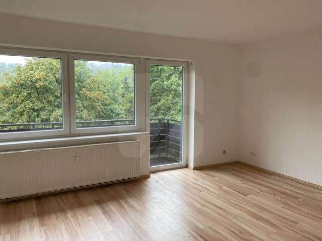 Lüdenscheid: Gepflegte 3 Zimmer Wohnung mit Balkon in guter Wohnlage Im Hasley