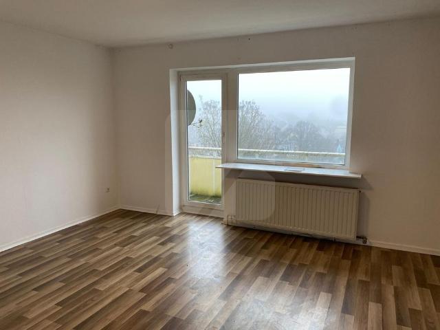 Lüdenscheid: Renovierungsbedürftig! 3 Zimmer Wohnung mit Balkon Nähe Christus Kirche