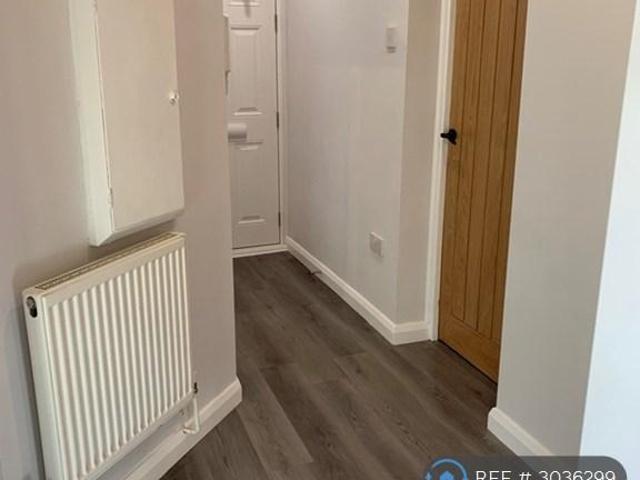 Ludlow Mead, South Oxhey, WD19 1 bed flat to rent £1,295 pcm £299 pw