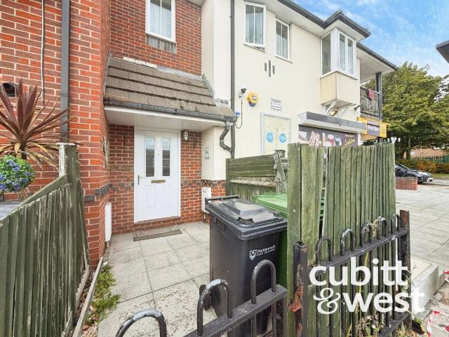Ludlow Road, Cosham, Portsmouth PO6, 3 bed flat to rent, £1,100 pcm | PrimeLocation