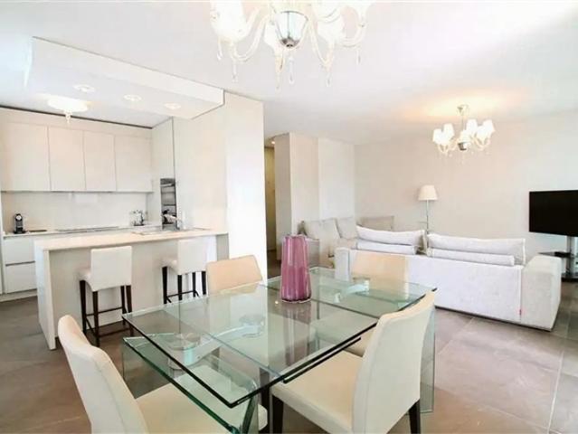 Lugano cassarate luxuriöse 4,5 Zimmer, 150 qm, Loggia, Seeblick!