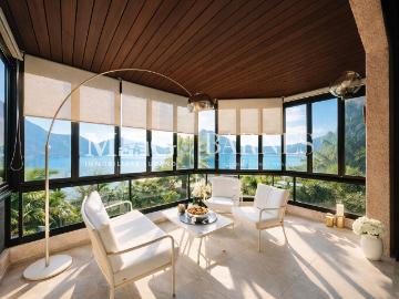 Lugano, Castagnola: 5 Zimmer Maisonettewohnung mit Seeblick