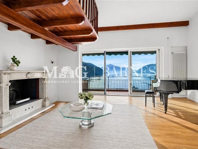 Lugano, Castagnola Villa mit Schwimmbad und Panoramablick auf den See